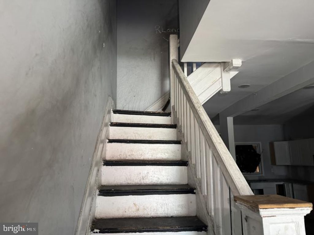 3220 W GARRISON AVE, Baltimore, MD 21215