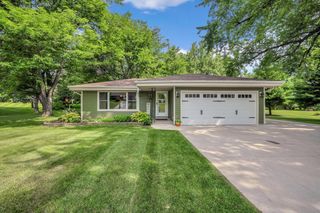 N65W28554 Fairlane DRIVE, Hartland, WI 53029