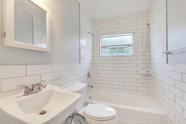 6132 W LIVINGSTON STREET, Orlando, FL 32835