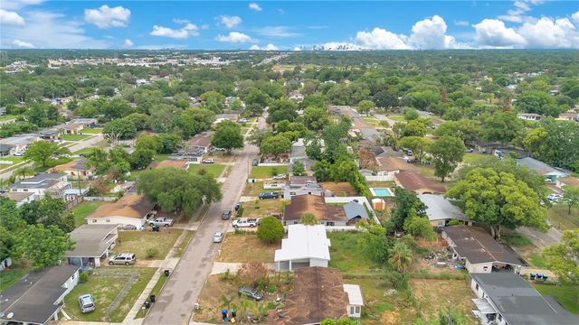 6132 W LIVINGSTON STREET, Orlando, FL 32835