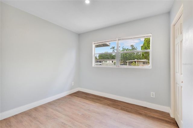 6132 W LIVINGSTON STREET, Orlando, FL 32835