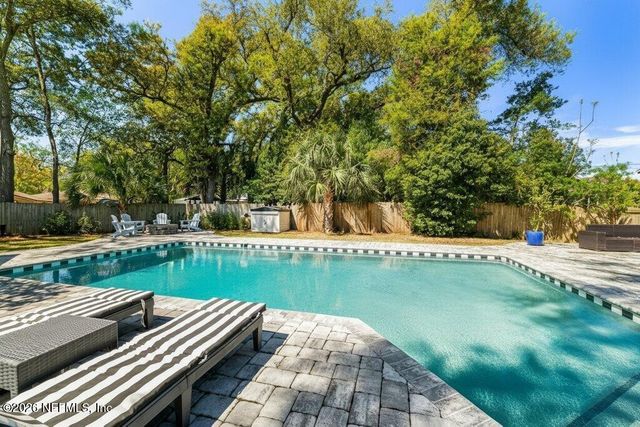 726 OLD HICKORY Road, Jacksonville, FL 32207