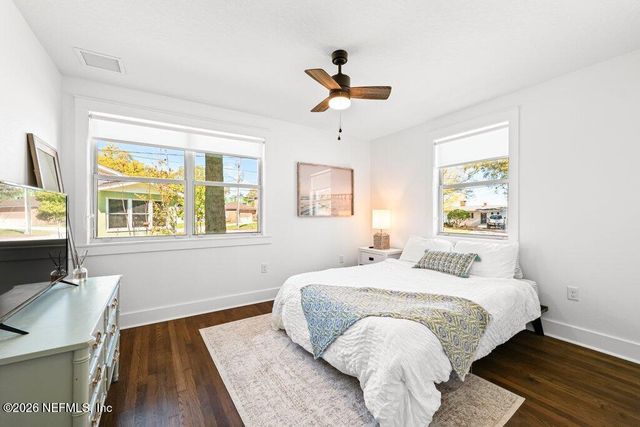 726 OLD HICKORY Road, Jacksonville, FL 32207