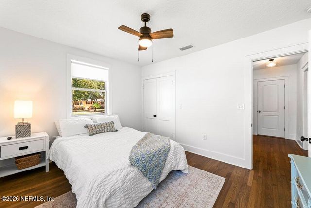 726 OLD HICKORY Road, Jacksonville, FL 32207