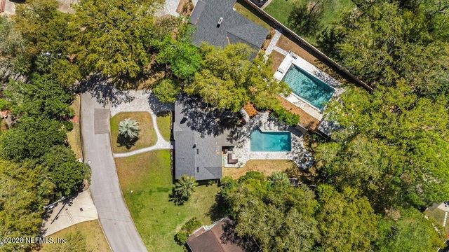 726 OLD HICKORY Road, Jacksonville, FL 32207