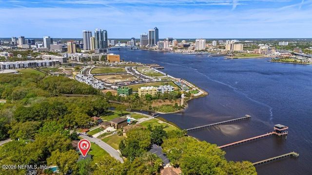 726 OLD HICKORY Road, Jacksonville, FL 32207