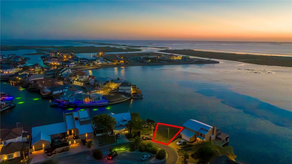 13505 Royal Fifth Ct, Corpus Christi, TX 78418 — photo 4