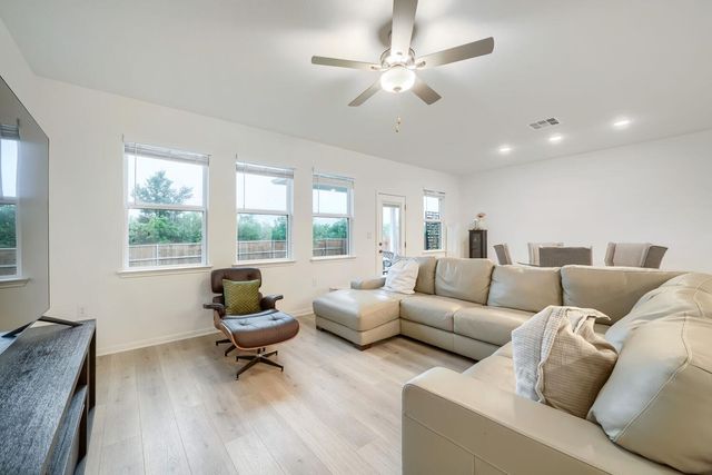 1809 Lorant LN, Pflugerville, TX 78660