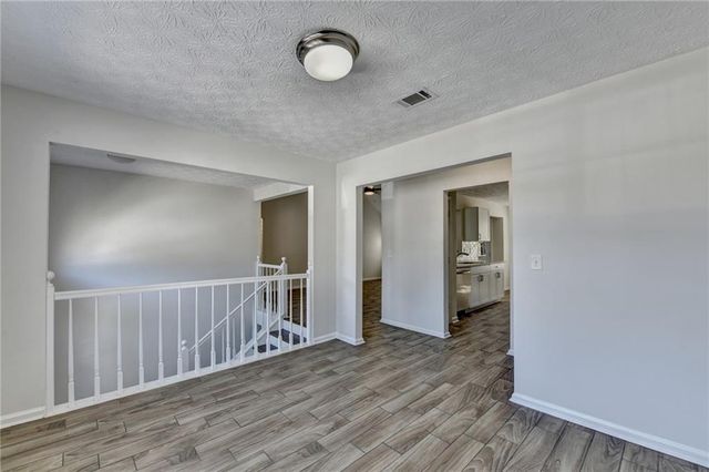 510 Saint James Court, Lawrenceville, GA 30044