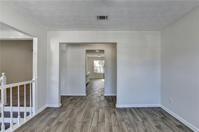 510 Saint James Court, Lawrenceville, GA 30044