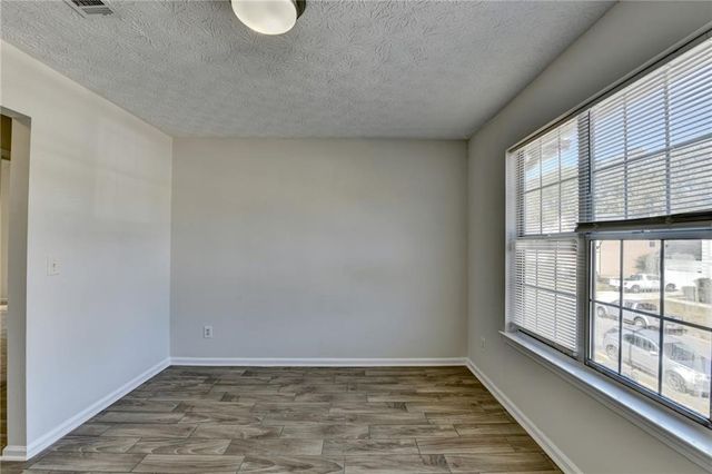 510 Saint James Court, Lawrenceville, GA 30044