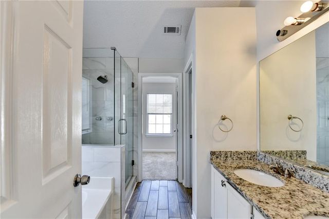 510 Saint James Court, Lawrenceville, GA 30044