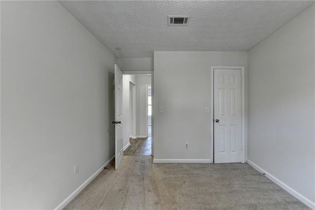 510 Saint James Court, Lawrenceville, GA 30044