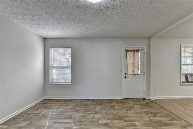 510 Saint James Court, Lawrenceville, GA 30044