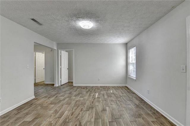 510 Saint James Court, Lawrenceville, GA 30044