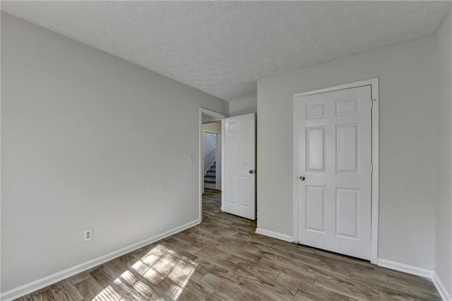 510 Saint James Court, Lawrenceville, GA 30044