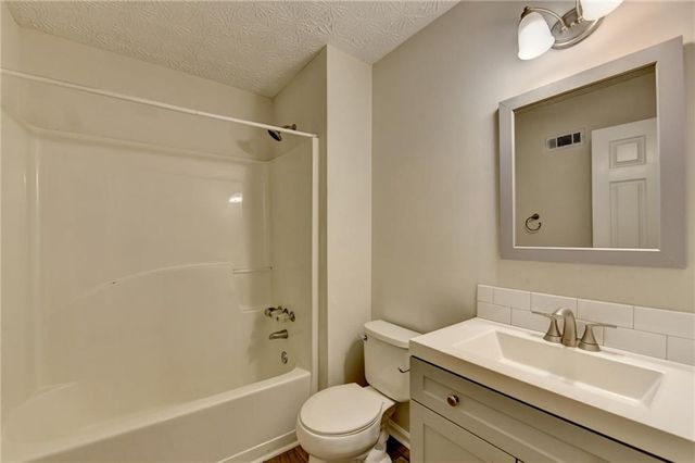 510 Saint James Court, Lawrenceville, GA 30044