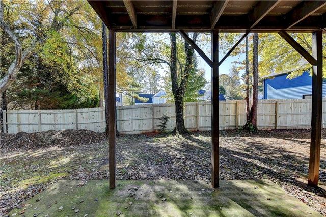 510 Saint James Court, Lawrenceville, GA 30044