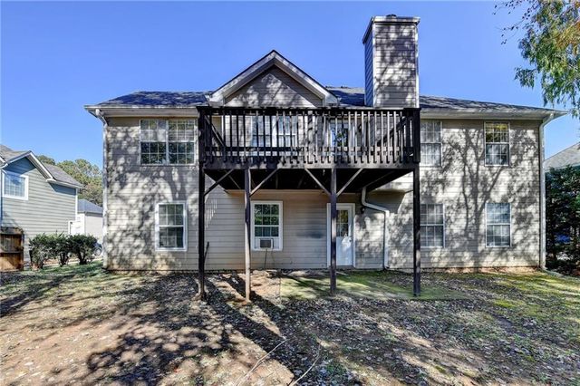 510 Saint James Court, Lawrenceville, GA 30044