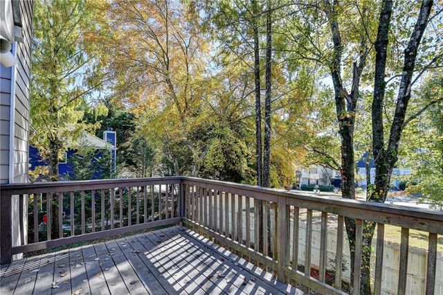 510 Saint James Court, Lawrenceville, GA 30044