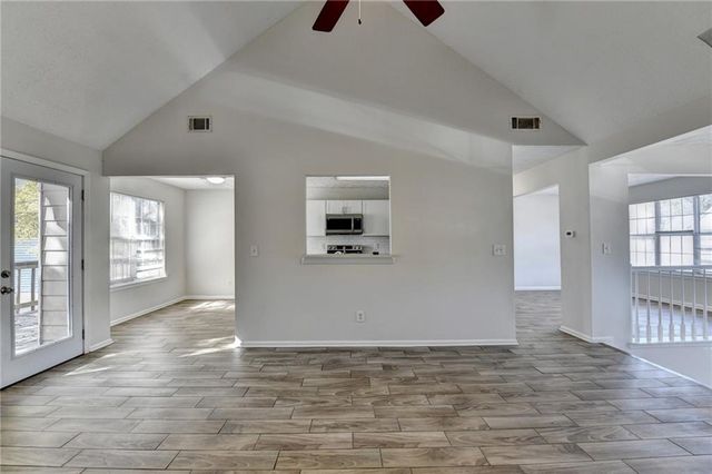 510 Saint James Court, Lawrenceville, GA 30044