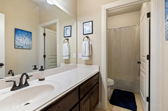 8709 Fescue LN, Austin, TX 78738