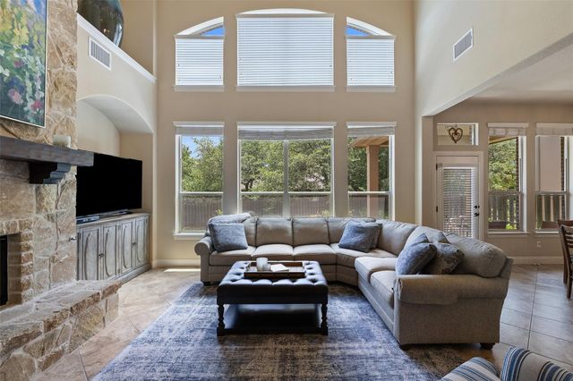 8709 Fescue LN, Austin, TX 78738