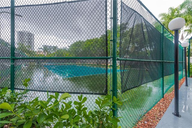 19601 E Country Club Dr 7104, Aventura, FL 33180