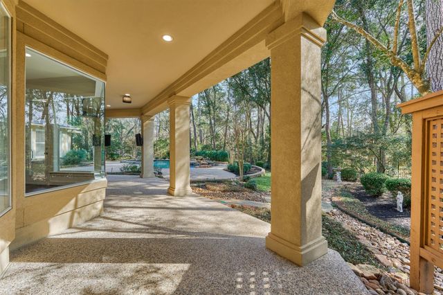 43 Meadow Brook Place, The Woodlands, TX 77382