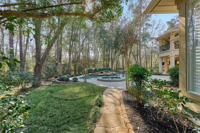 43 Meadow Brook Place, The Woodlands, TX 77382