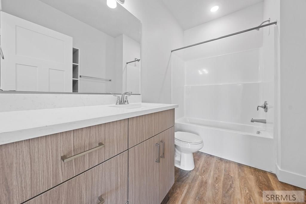 Image 20 of property listing at 585 Furrow Drive, Sugar City, ID 83448