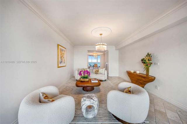 300 S Pointe Dr 1702, Miami Beach, FL 33139