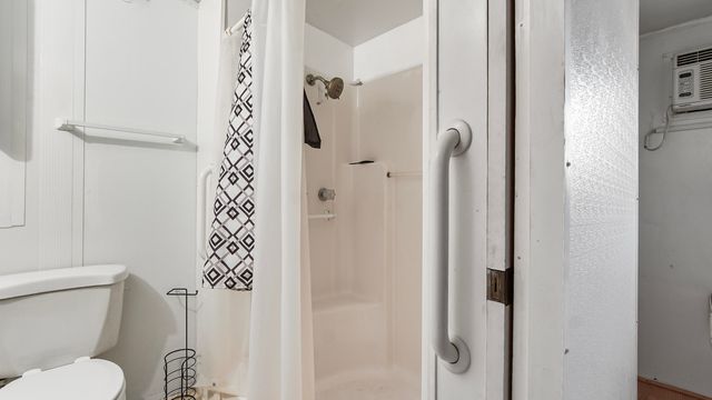 7404 Sunset Avenue, Panama City Beach, FL 32408