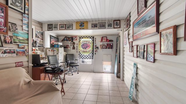 7404 Sunset Avenue, Panama City Beach, FL 32408