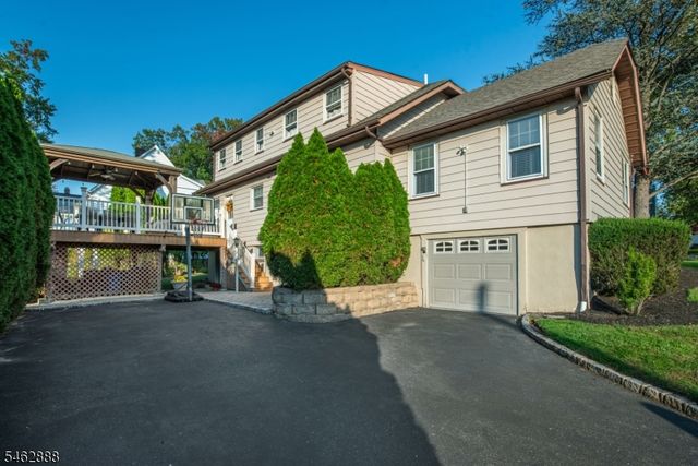 18 Summit Ave, Cedar Grove Twp., NJ 07009
