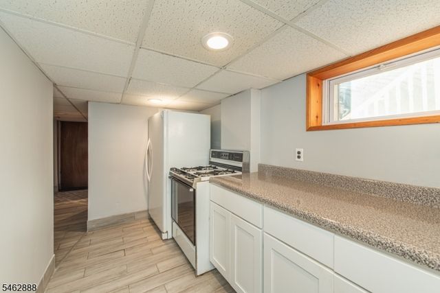 18 Summit Ave, Cedar Grove Twp., NJ 07009