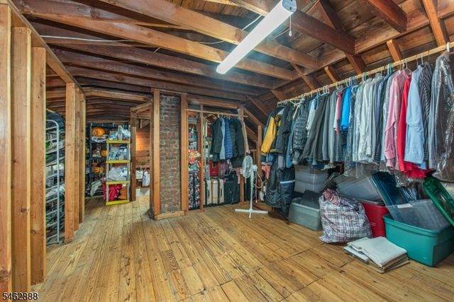 18 Summit Ave, Cedar Grove Twp., NJ 07009