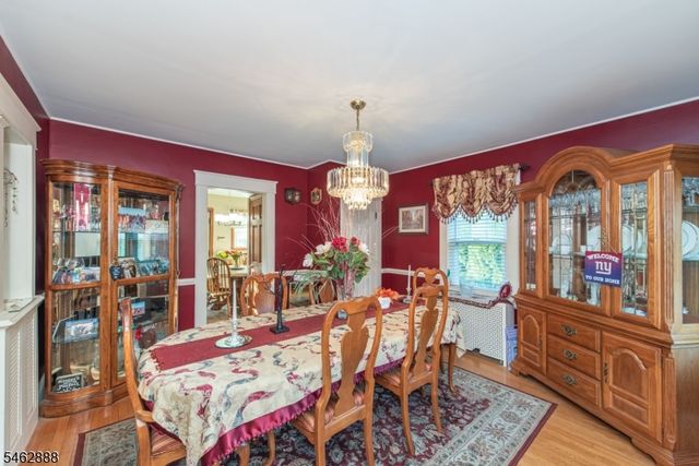 18 Summit Ave, Cedar Grove Twp., NJ 07009