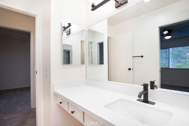 28491 Via Princesa B, Murrieta, CA 92563