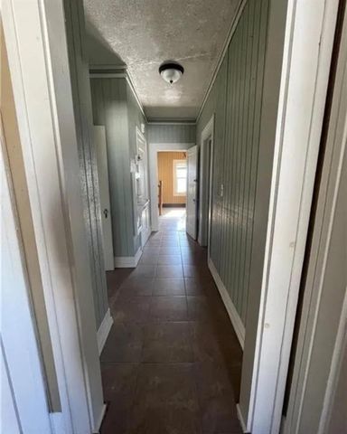 129 S Broadway, Hobart, OK 73651