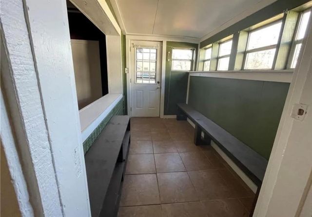 129 S Broadway, Hobart, OK 73651