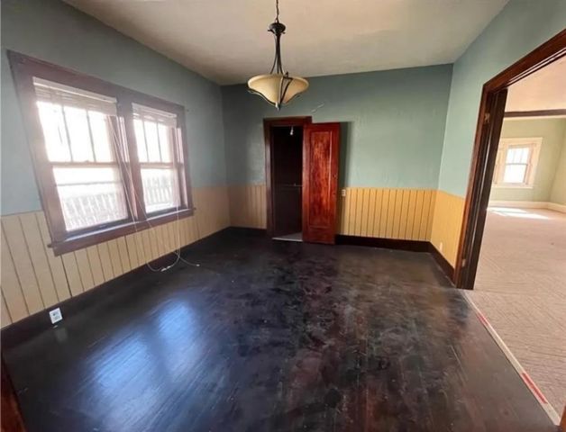 129 S Broadway, Hobart, OK 73651