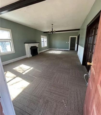 129 S Broadway, Hobart, OK 73651