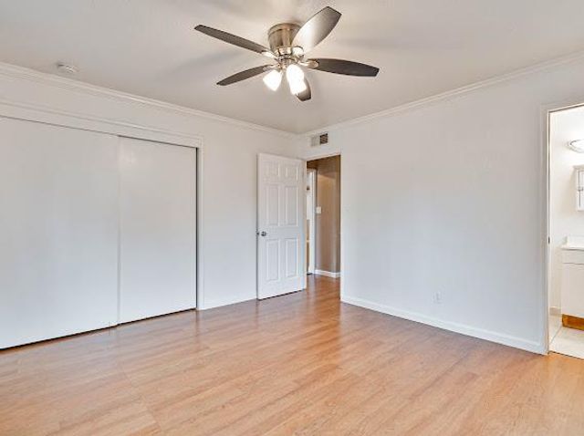 6035 E Lyell Avenue, Fresno, CA 93727