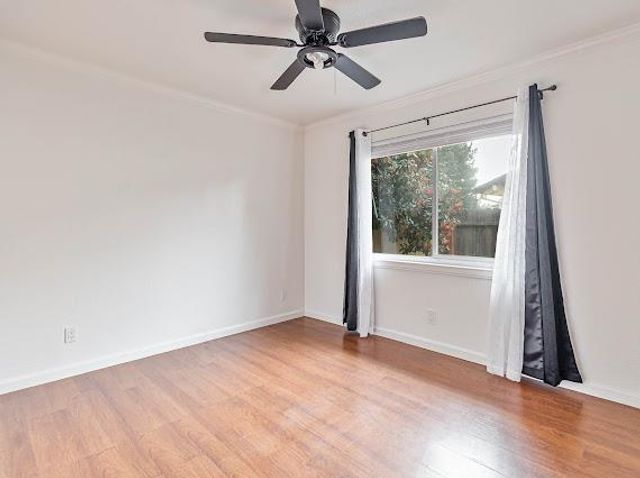 6035 E Lyell Avenue, Fresno, CA 93727