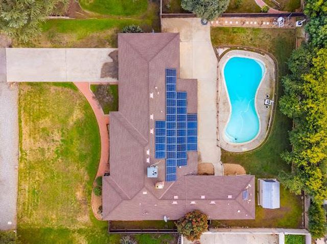 6035 E Lyell Avenue, Fresno, CA 93727