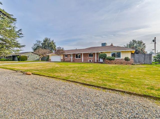 6035 E Lyell Avenue, Fresno, CA 93727