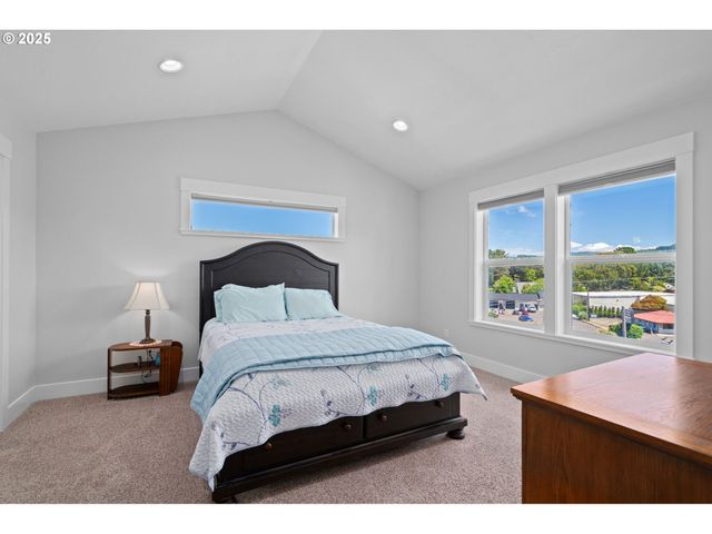 3214 Nw QUAY Dr, Lincoln City, OR 97367