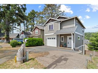 3214 Nw QUAY Dr, Lincoln City, OR 97367