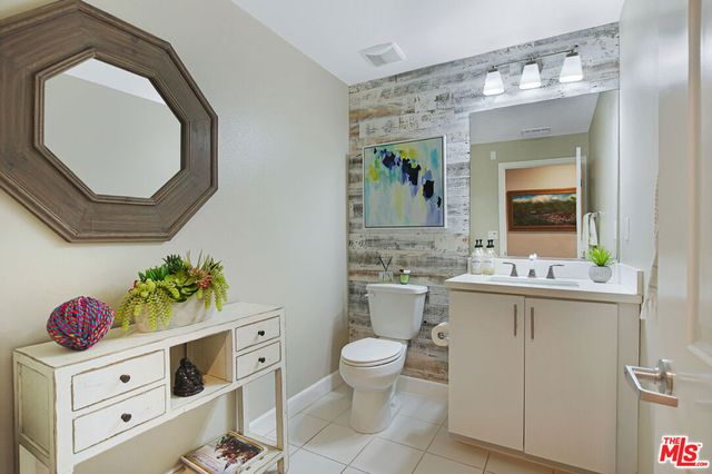 12875 Runway Road Road 2, Playa Vista, CA 90094